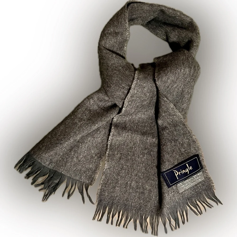 🐑Cashmere & Wool Charcoal Fringed Vintage Short & Narrow Scarf Pringle Scotland